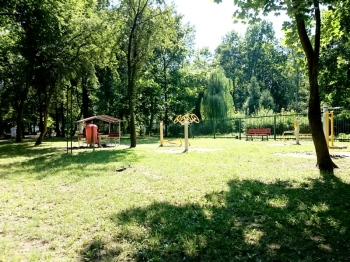 Strefa aktywności seniora Gniezno plac ćwiczeń